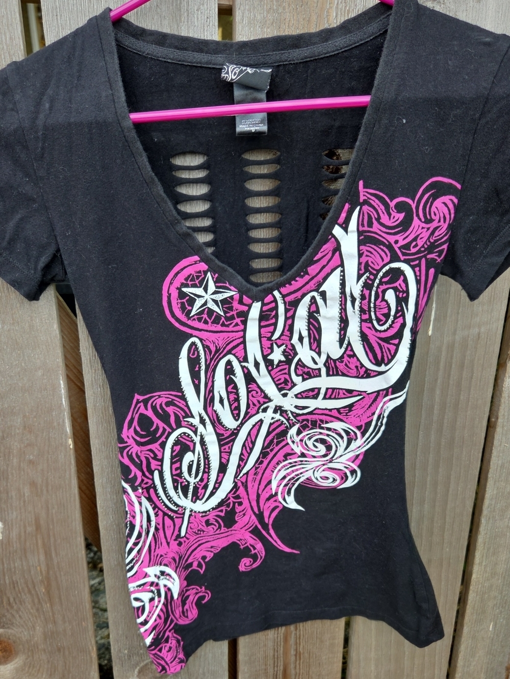 So Cal Women's Black V-Neck Short Sleeve Tee with Pink Graphic